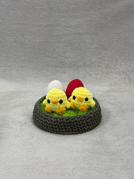 Kiscsibék kosárban